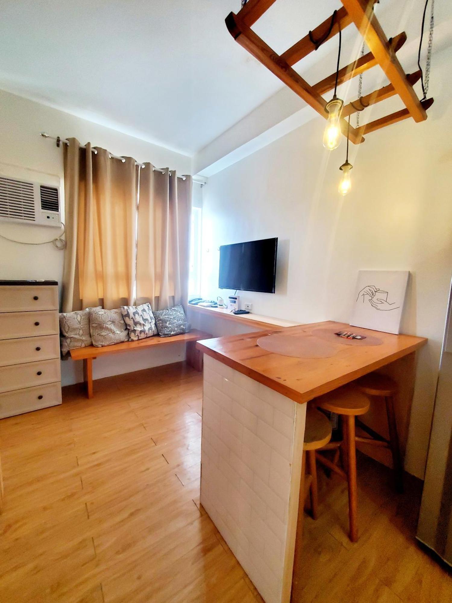 Summum Bonum Bliss - Lahug Aparthotel Cebu Exteriör bild