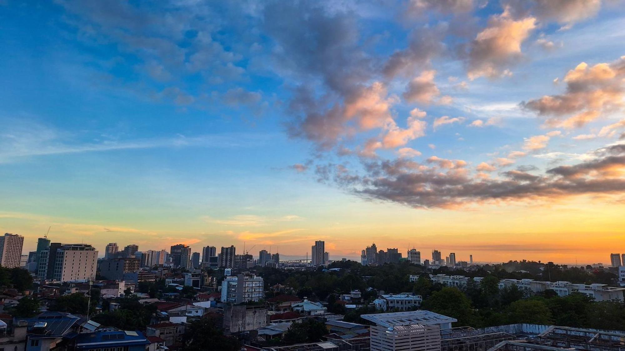 Summum Bonum Bliss - Lahug Aparthotel Cebu Exteriör bild
