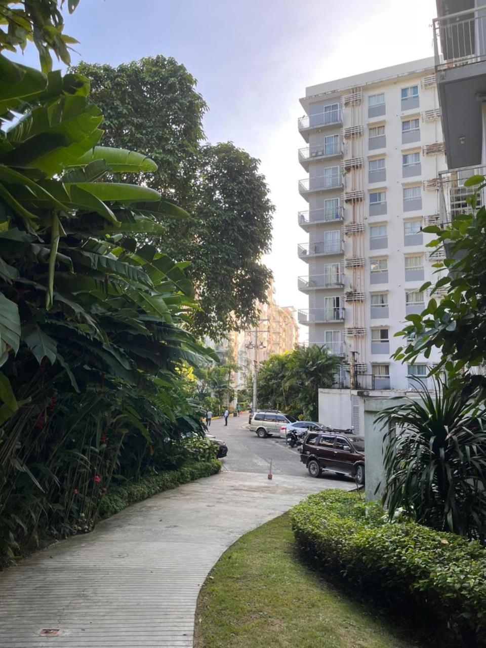 Summum Bonum Bliss - Lahug Aparthotel Cebu Exteriör bild