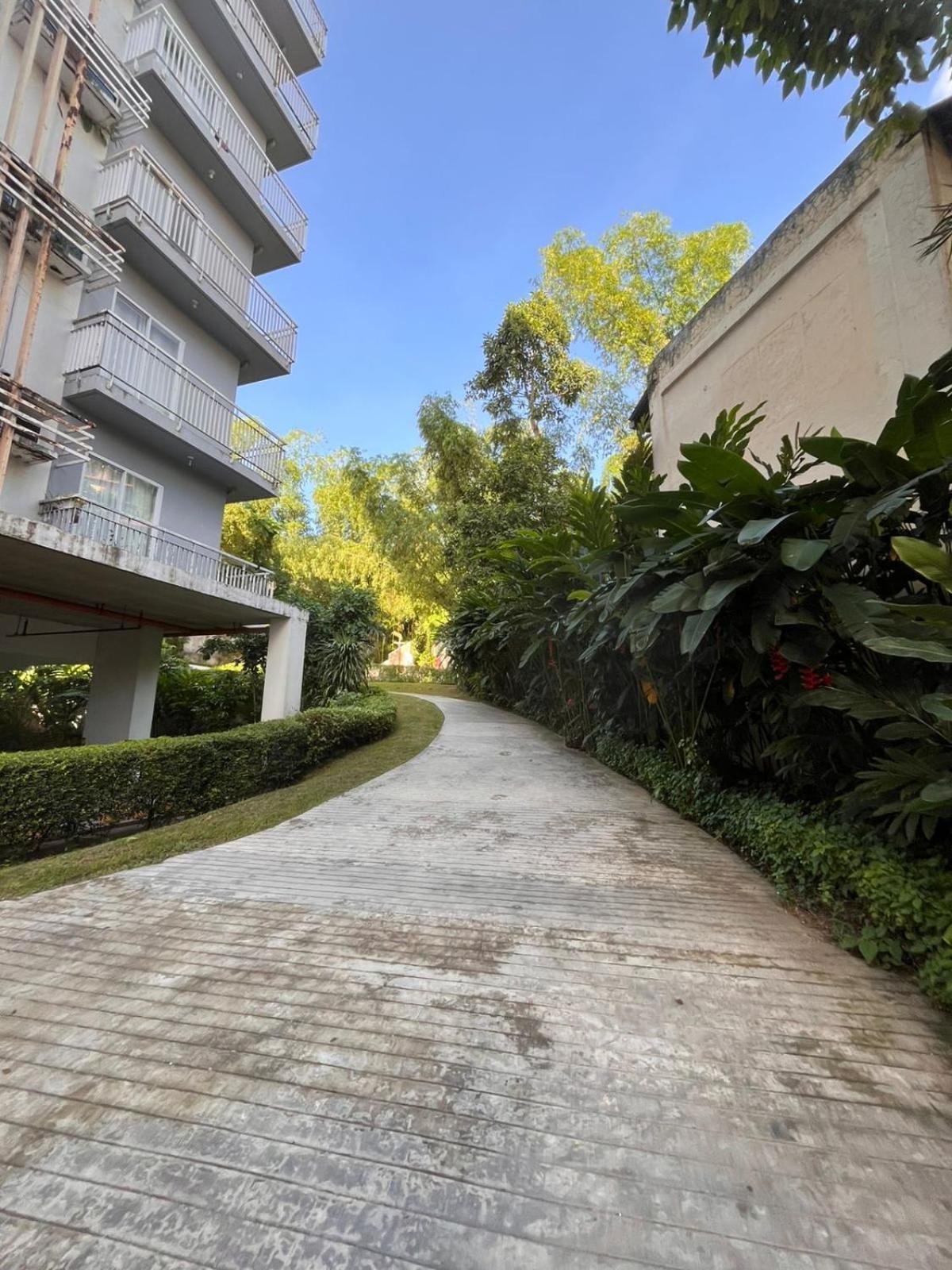 Summum Bonum Bliss - Lahug Aparthotel Cebu Exteriör bild