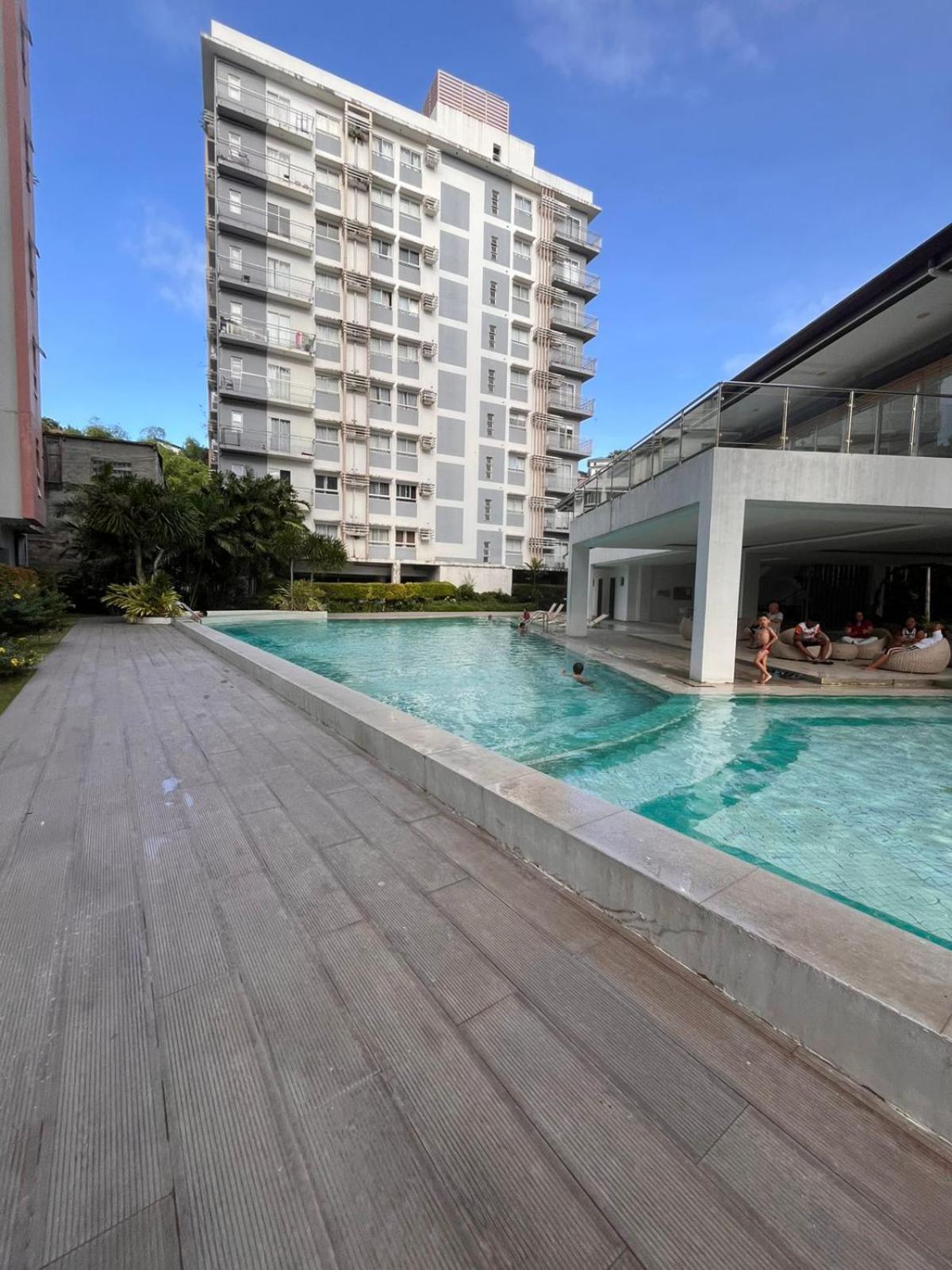 Summum Bonum Bliss - Lahug Aparthotel Cebu Exteriör bild