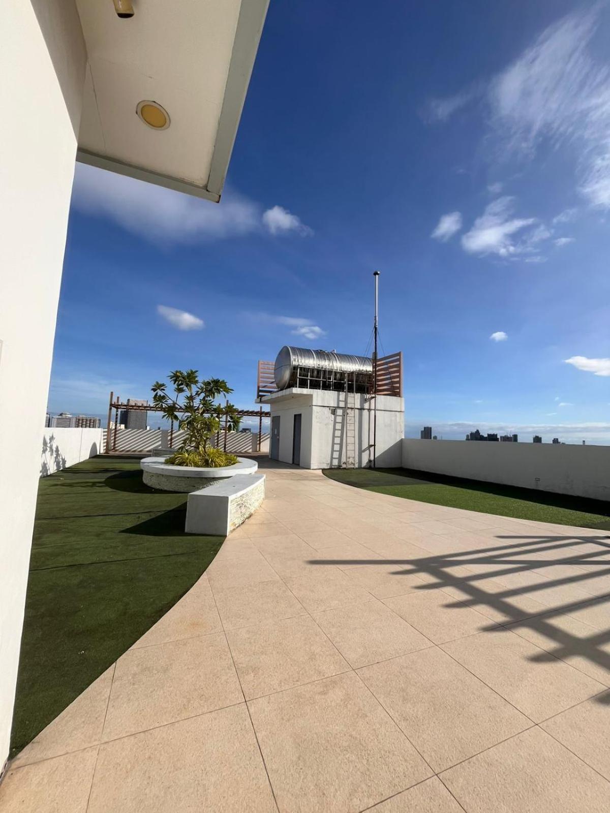 Summum Bonum Bliss - Lahug Aparthotel Cebu Exteriör bild