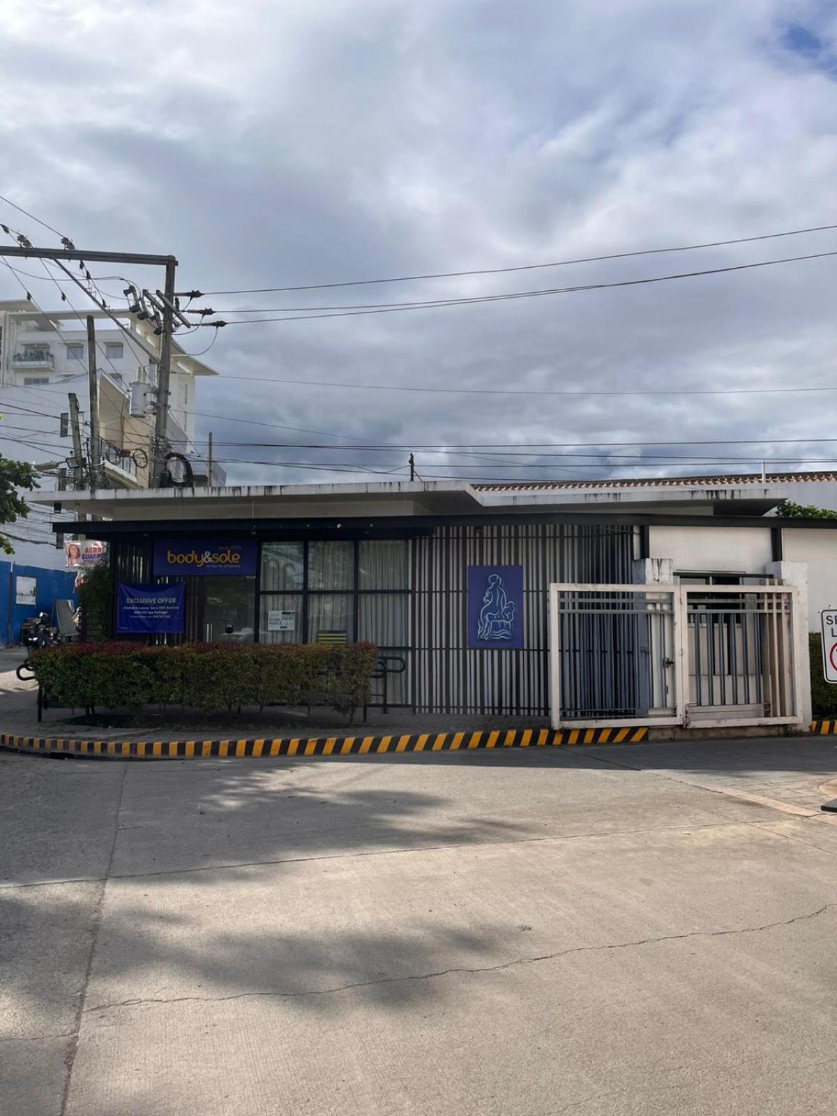 Summum Bonum Bliss - Lahug Aparthotel Cebu Exteriör bild