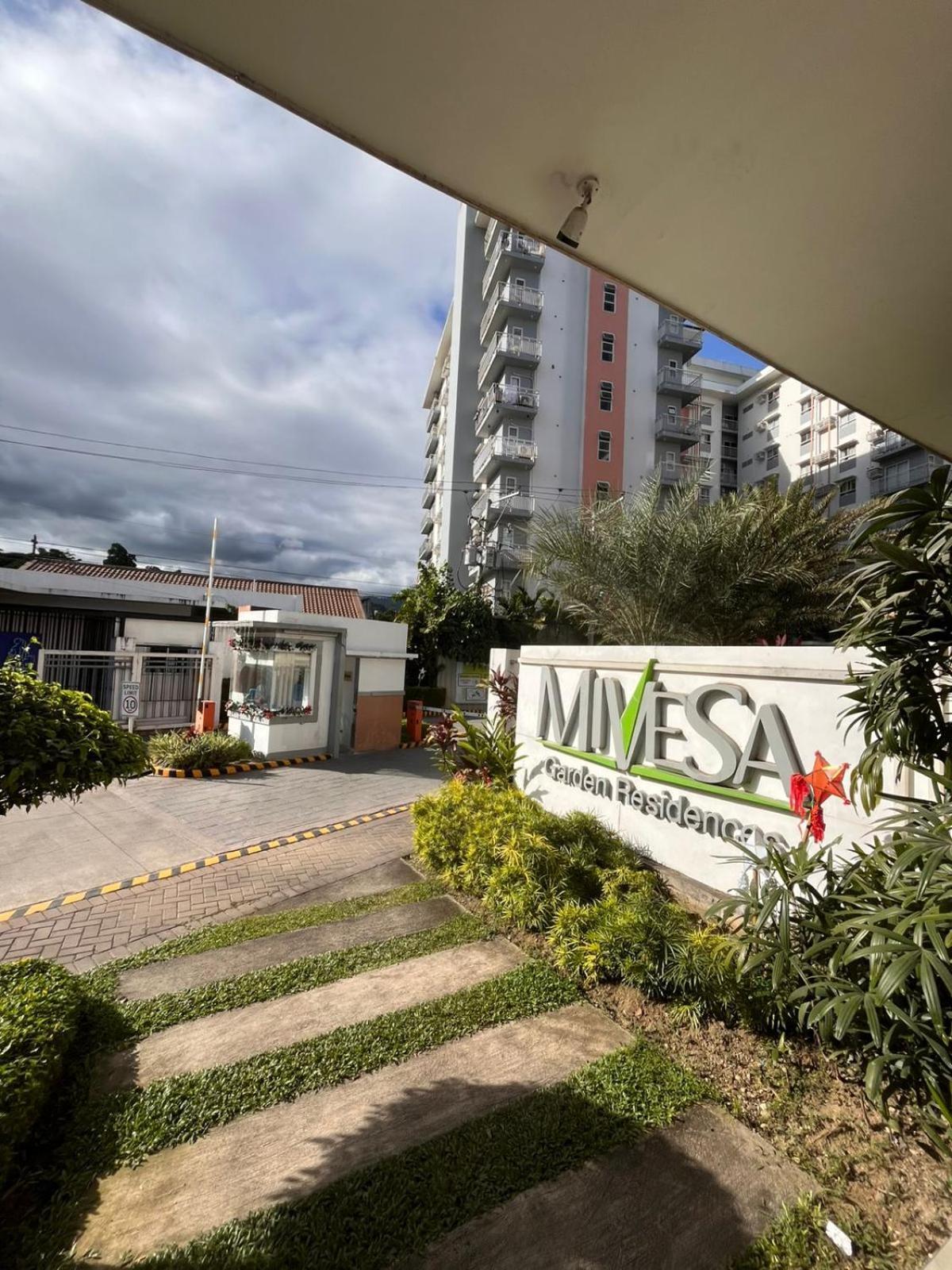 Summum Bonum Bliss - Lahug Aparthotel Cebu Exteriör bild
